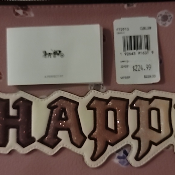 Coach collaboration with the seven dwarfs collection. Price is for the set. - Picture 4 of 6